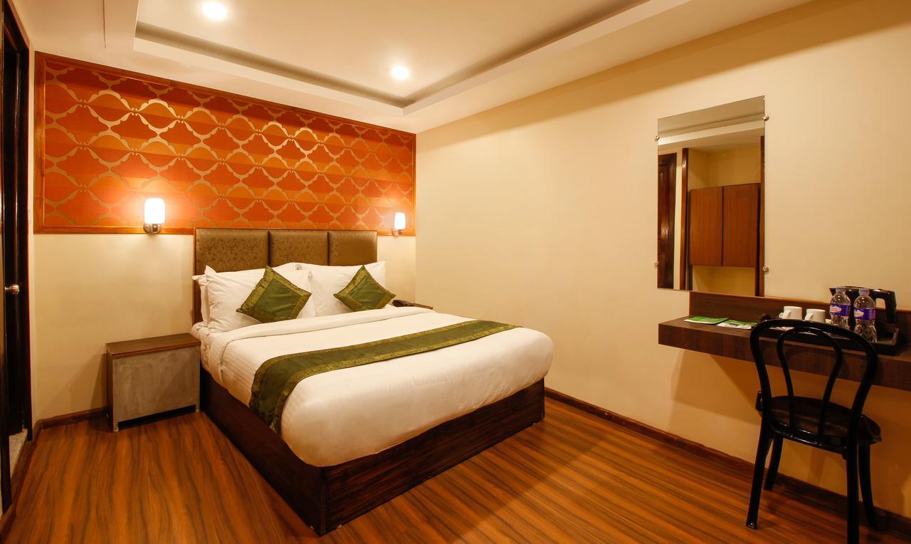 Treebo Trend Orchid Mg Marg 3*